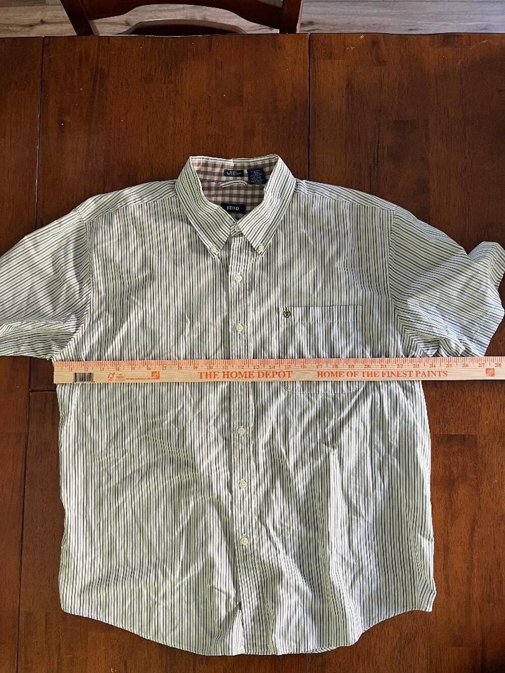 Mens Izod No Iron Short Sleeve Button Up Shirt, Size XL